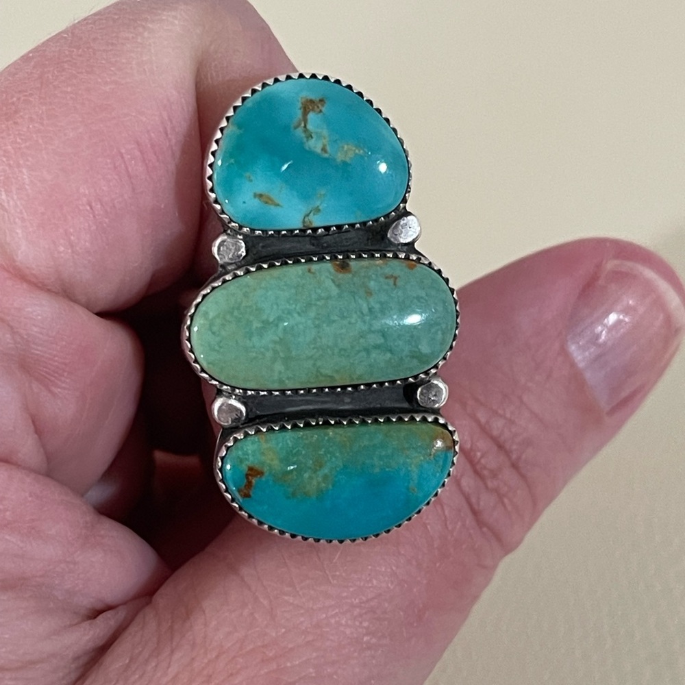 EUC Tess Gentry sterling silver and turquoise ring - Picture 2 of 4